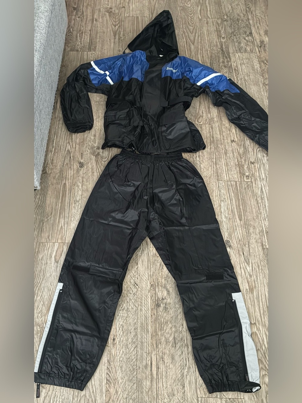 Men’s Black & Blue Windbreaker Pants Set - Lightweight Rain Shell NWOT
